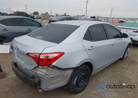 2017 Toyota Corolla Le z USA, uszkodzony, nr VIN 2T1BURHEXHC835817